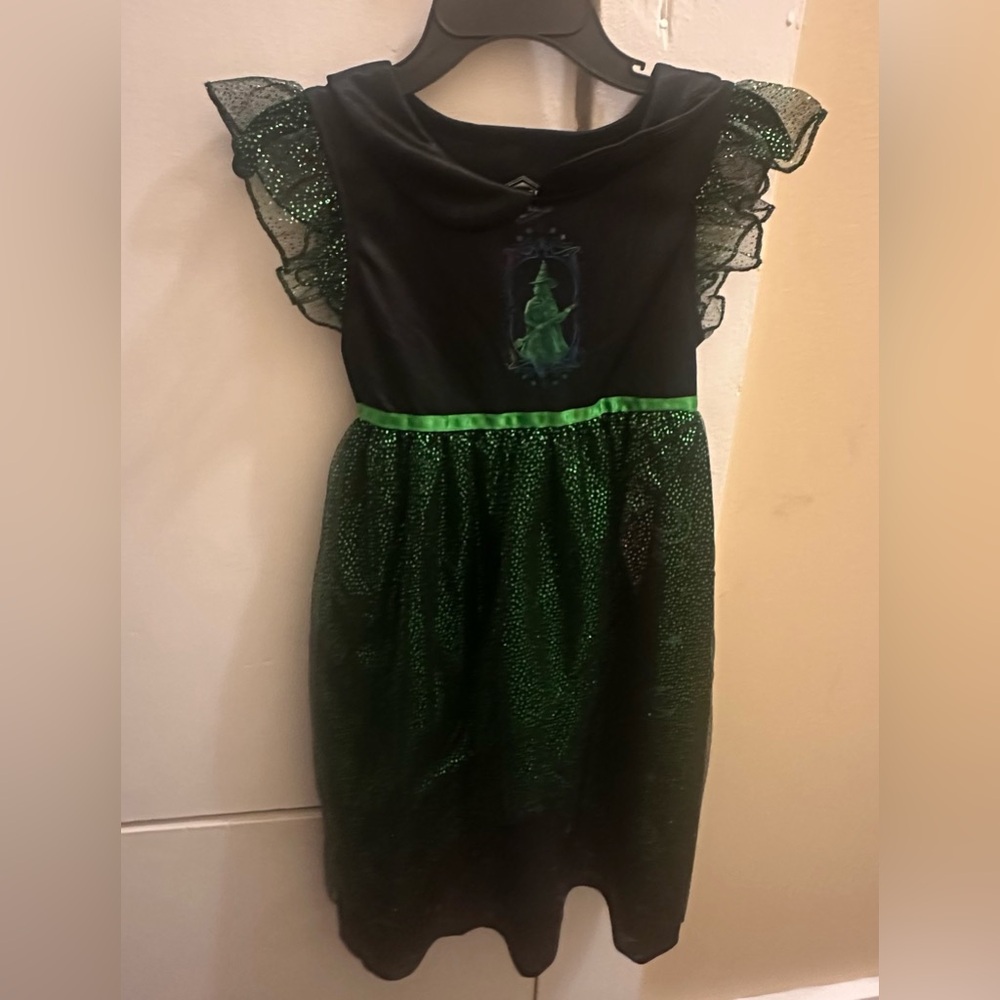 WICKED X GIRLS ELPHABA NIGHTGOWN - GREEN SIZE 4T